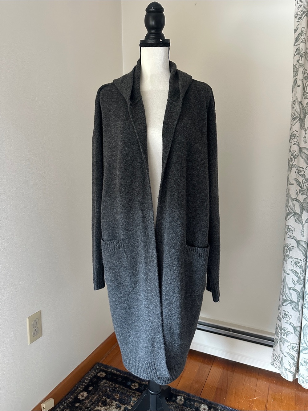 Primark Cares Long Gray Sweater with Pockets